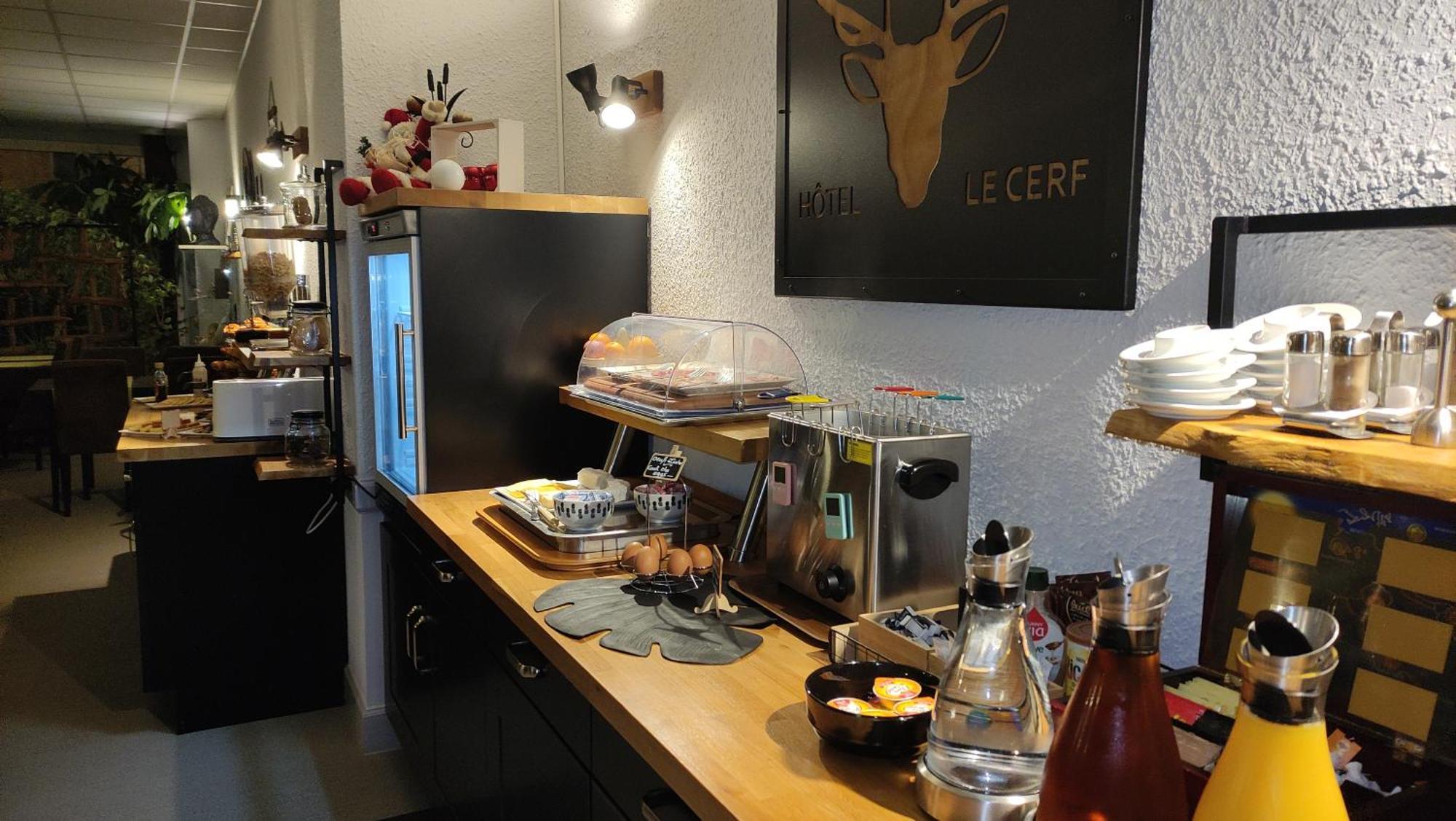 Logis Hotel Le Cerf Briare Dış mekan fotoğraf