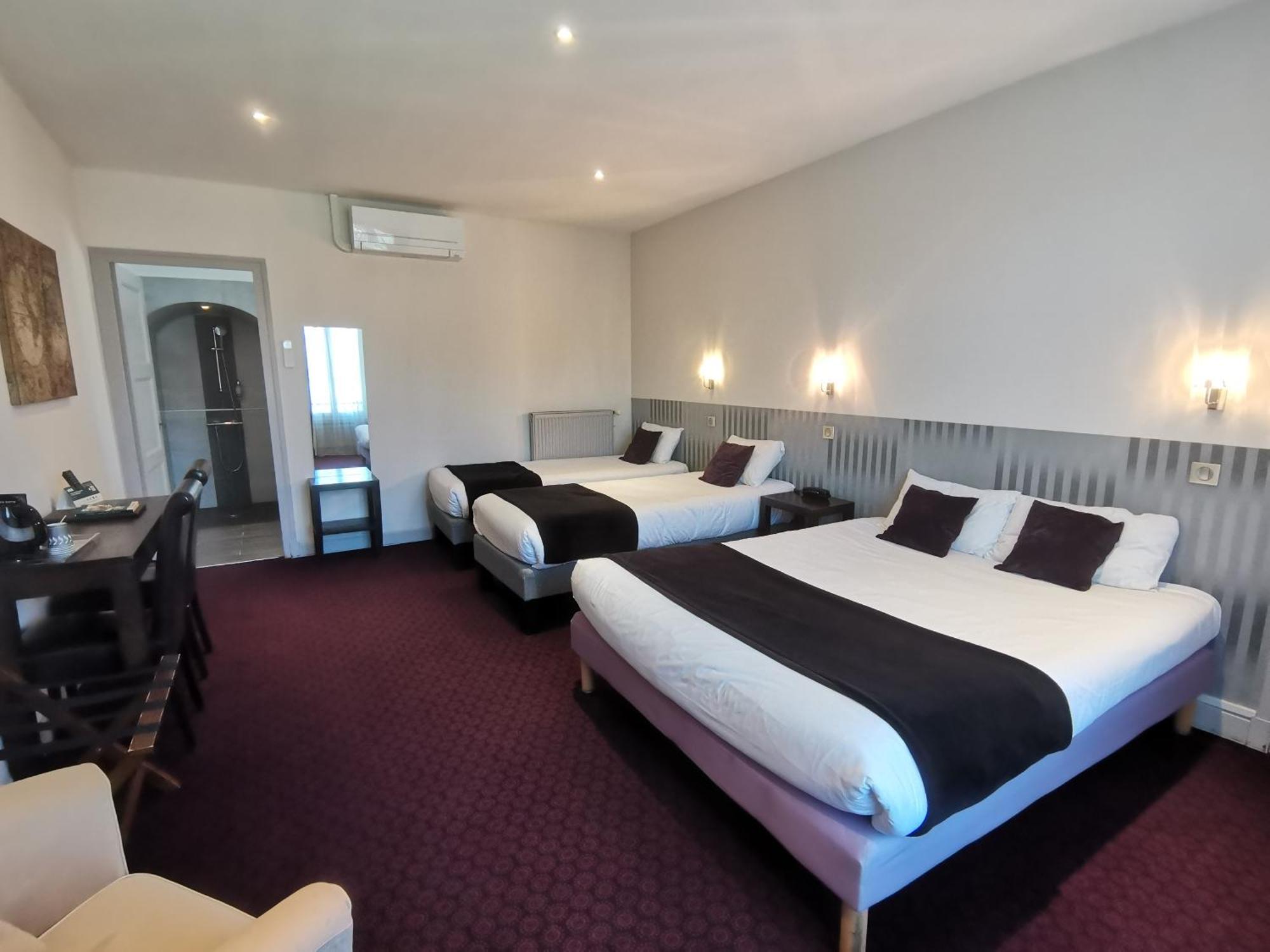 Logis Hotel Le Cerf Briare Dış mekan fotoğraf