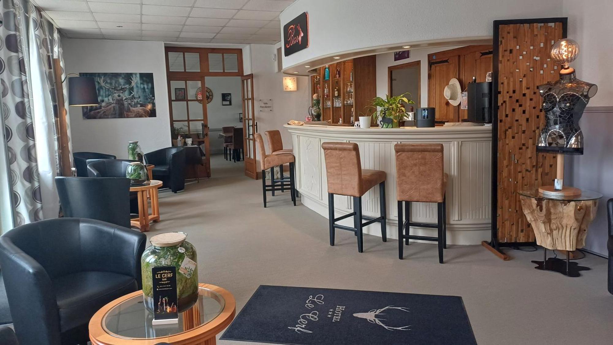 Logis Hotel Le Cerf Briare Dış mekan fotoğraf